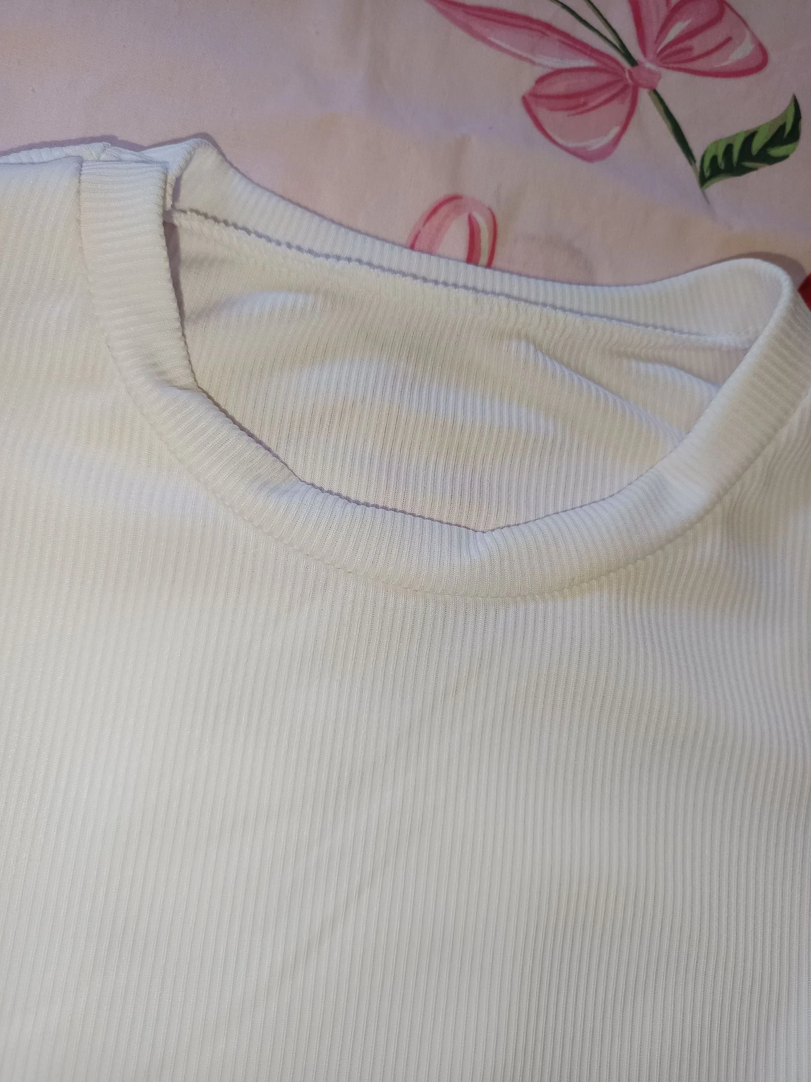 Camiseta canelada com babados rosa MODA / T-Shirt com babados rosa / Top com babados canelado – photo 4